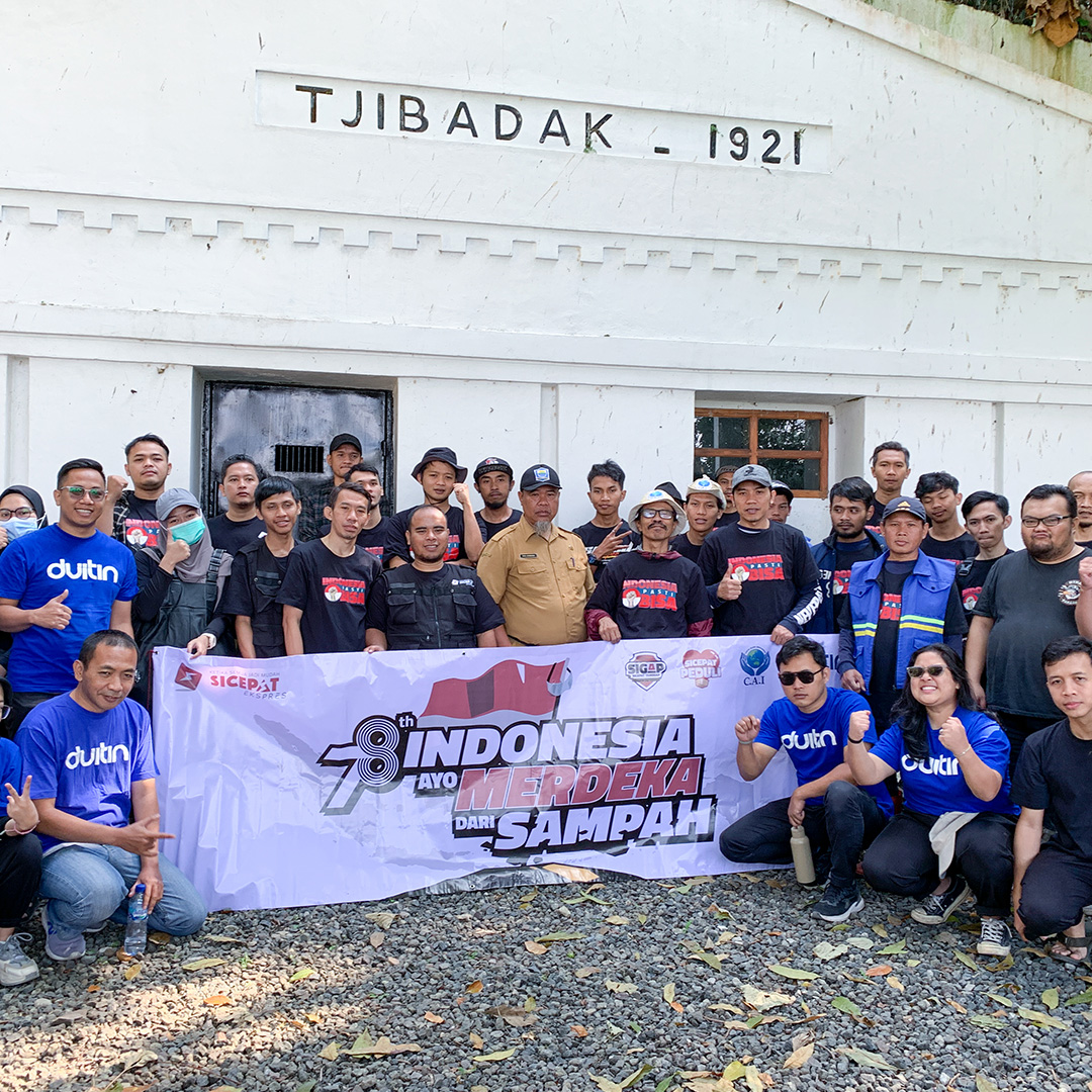Jelang Perayaan HUT ke-78 RI, SiCepat Gelar Aksi Bersih-bersih ‘Merdeka Dari Sampah’