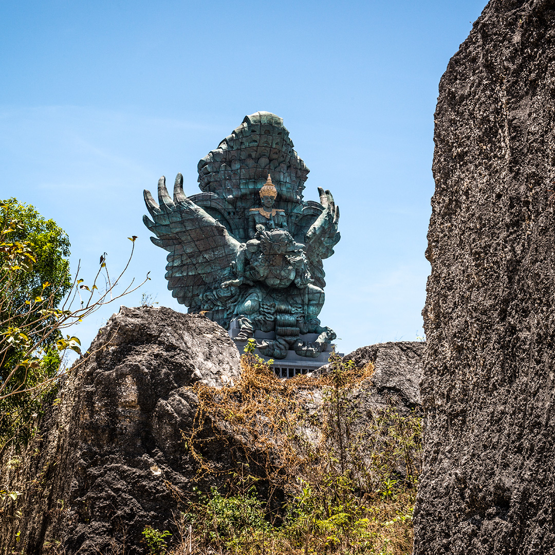 Bali Akan Manfaatkan Pajak Wisata untuk Pengelolaan Sampah dan Pelestarian Budaya